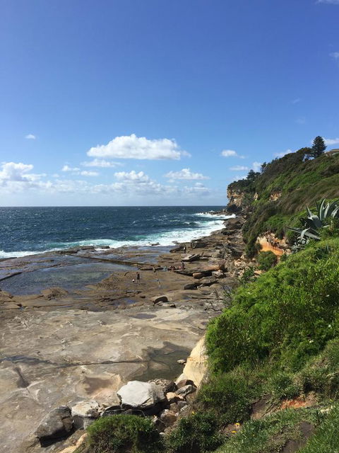 Stylish 3 Bedroom Beachview Apartment - Sydney Tourism 19