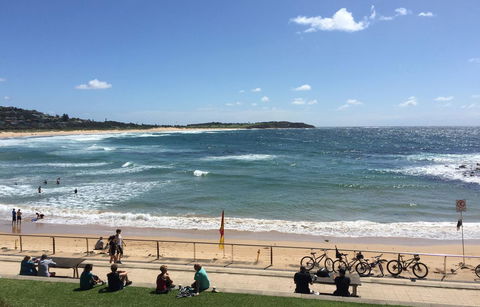 Stylish 3 Bedroom Beachview Apartment - Sydney Tourism 18