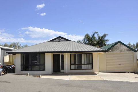 The Club House - Sydney Tourism 4