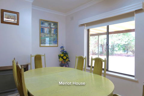 The Lyndoch Motel - Sydney Tourism 30