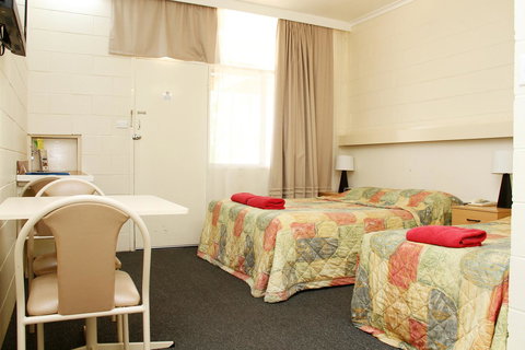 Renmark Motor Inn - Sydney Tourism 18