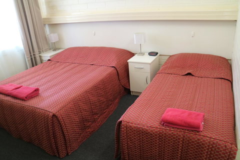 Renmark Motor Inn - Sydney Tourism 16