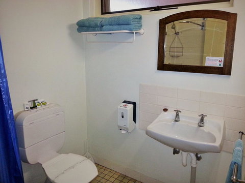 Sonbern Lodge Motel - Sydney Tourism 30