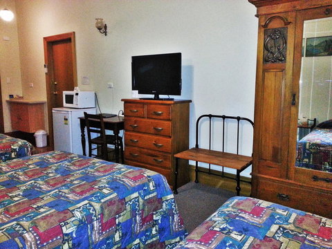 Sonbern Lodge Motel - Sydney Tourism 29