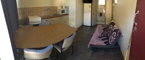 A1Cabins - Sydney Tourism 1