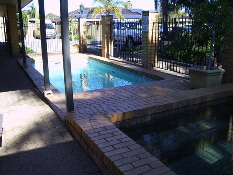 Aviators Lodge - Sydney Tourism 41