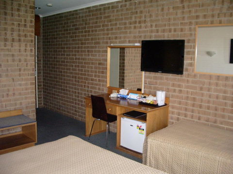 Aviators Lodge - Sydney Tourism 17