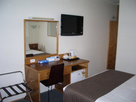 Aviators Lodge - Sydney Tourism 3