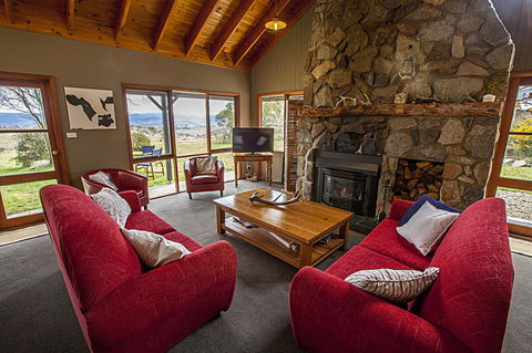 Eagles Range - Sydney Tourism 4