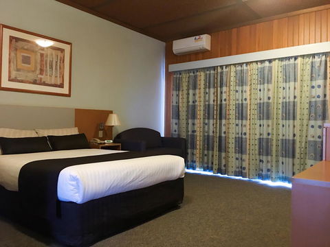 Desert Cave Hotel - Sydney Tourism 43