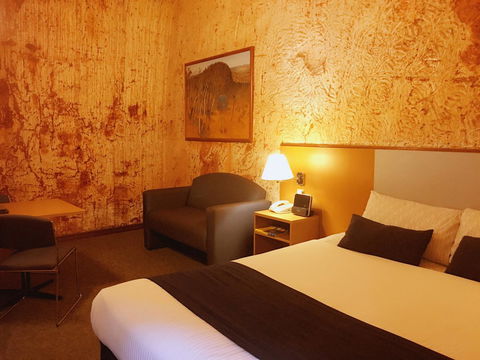 Desert Cave Hotel - Sydney Tourism 41