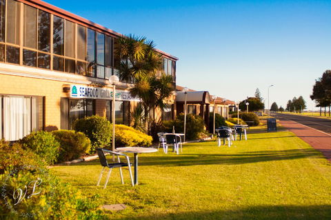 Lacepede Bay Motel - Sydney Tourism 0