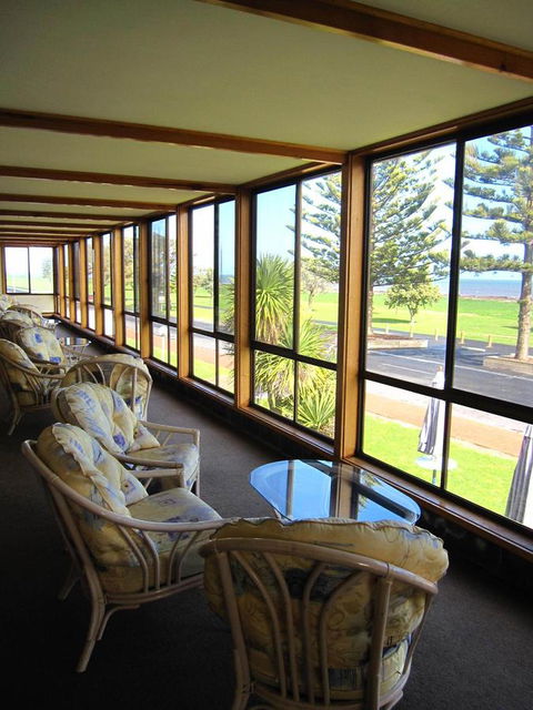 Lacepede Bay Motel - Sydney Tourism 6