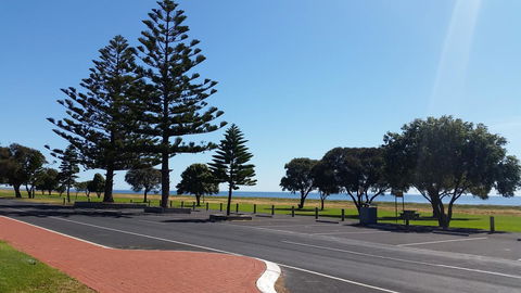 Lacepede Bay Motel - Sydney Tourism 5