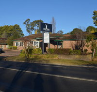 Deer Park Motor Inn - Sydney Tourism