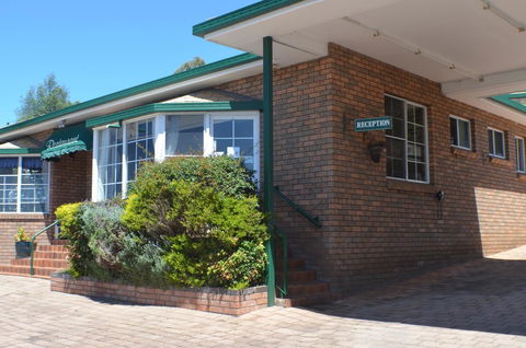 Deer Park Motor Inn Armidale - Sydney Tourism 24