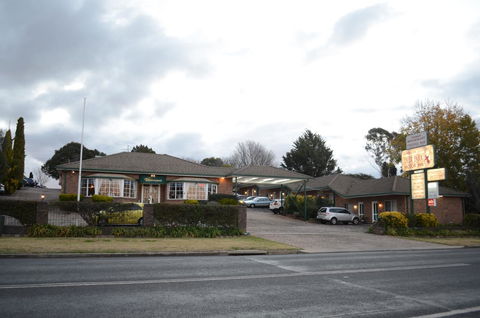 Deer Park Motor Inn Armidale - Sydney Tourism 18