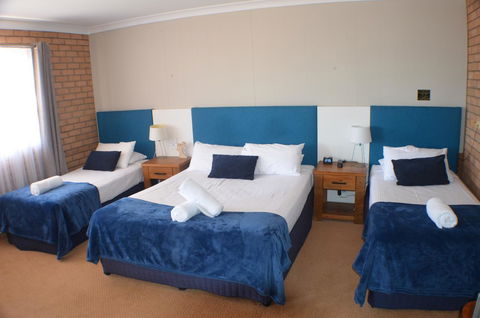 Deer Park Motor Inn Armidale - Sydney Tourism 10