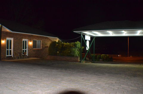 Deer Park Motor Inn Armidale - Sydney Tourism 17