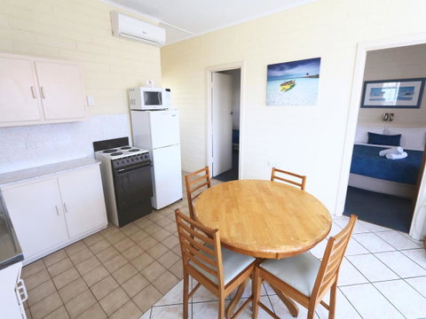 Robe Central Motel - Sydney Tourism 14