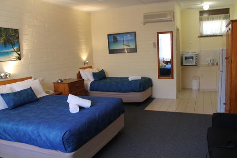Robe Central Motel - Sydney Tourism 34
