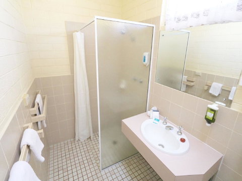 Robe Central Motel - Sydney Tourism 12