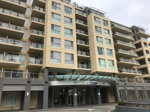 Glenelg Holiday Apartments-Pier - Sydney Tourism 0