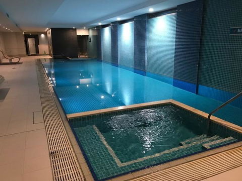 Glenelg Holiday Apartments-Pier - Sydney Tourism 9