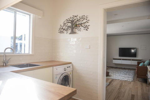 Port Lincoln Seaside Home - Sydney Tourism 15