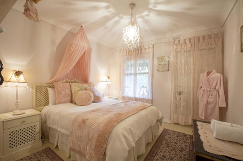 Jasmine\'s Barossa Valley Cottage - Sydney Tourism 6