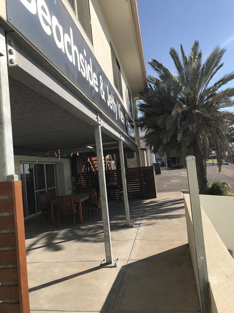 Beachside & Jetty View Apartment 6 - Captain\'s Apt - Sydney Tourism 12