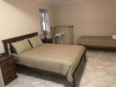 Beachside & Jetty View Apartment 6 - Captain\'s Apt - Sydney Tourism 41