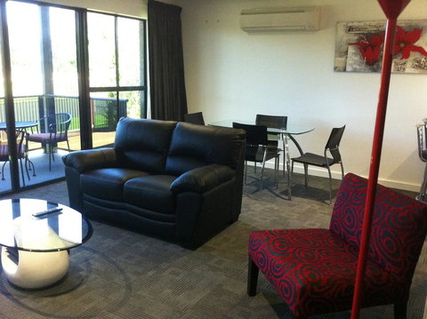 Cattlemans Country Motor Inn & Serviced Apartments - Sydney Tourism 23
