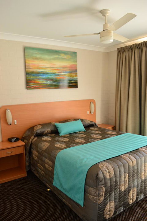 Cattlemans Country Motor Inn & Serviced Apartments - Sydney Tourism 37