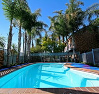 Cattlemans Country Motor Inn  Serviced Apartments - Sydney Tourism