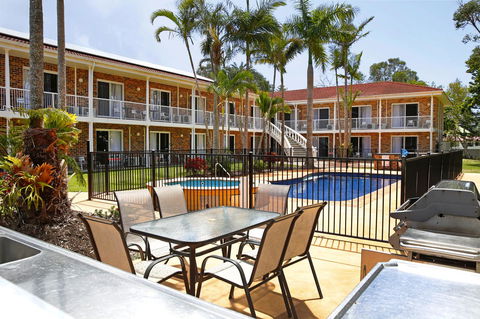 Aston Motel Yamba - Sydney Tourism 19