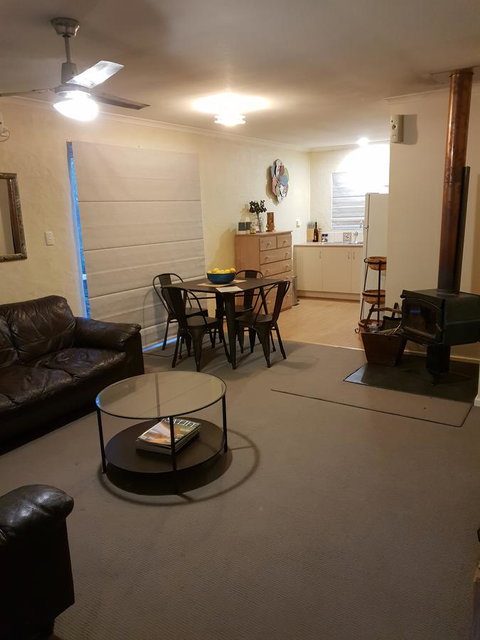 Donnybrook Cottages - Hutt River - Sydney Tourism 5