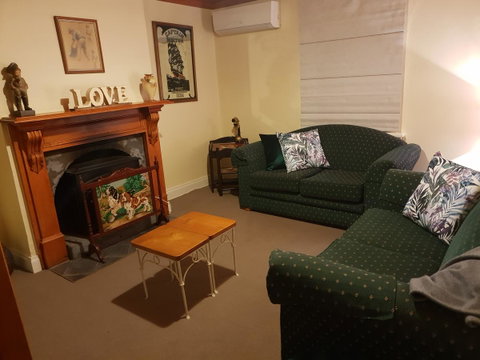 Donnybrook Cottages - Donnybrook - Sydney Tourism 7