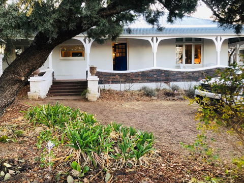 Belmore Cottage - Sydney Tourism 0