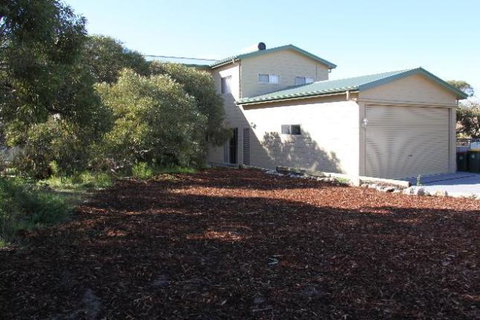 LAS ARENAS - The Sands - BEACH HOUSE - Sydney Tourism 7