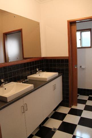 LAS ARENAS - The Sands - BEACH HOUSE - Sydney Tourism 6