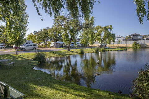 Karrinyup Waters Resort - Sydney Tourism 44