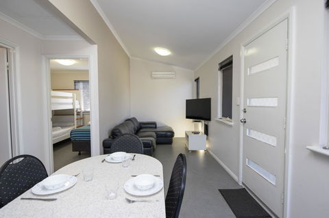 Karrinyup Waters Resort - Sydney Tourism 14