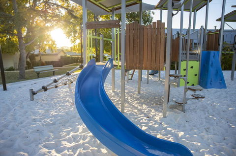 Karrinyup Waters Resort - Sydney Tourism 28