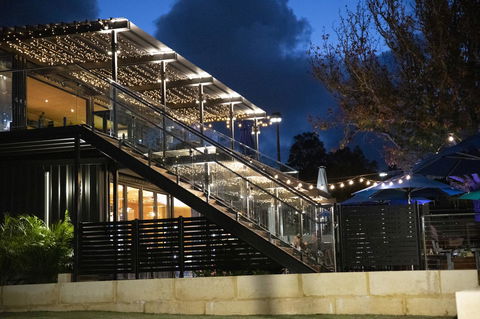 Karrinyup Waters Resort - Sydney Tourism 20