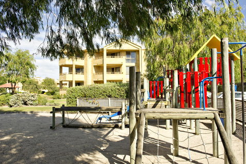 Abbey Beach Resort - Sydney Tourism 40