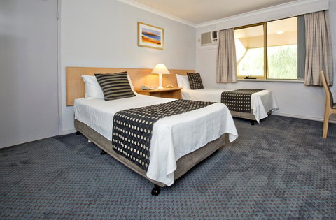 Abbey Beach Resort - Sydney Tourism 22