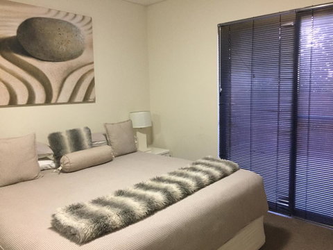 Parklane Apartments - Sydney Tourism 8