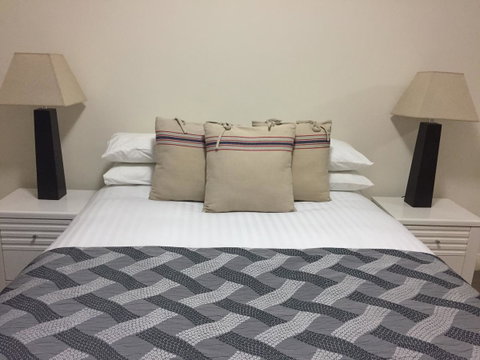 Parklane Apartments - Sydney Tourism 9