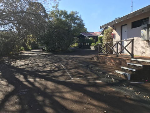 Karri Forest Motel - Sydney Tourism 9